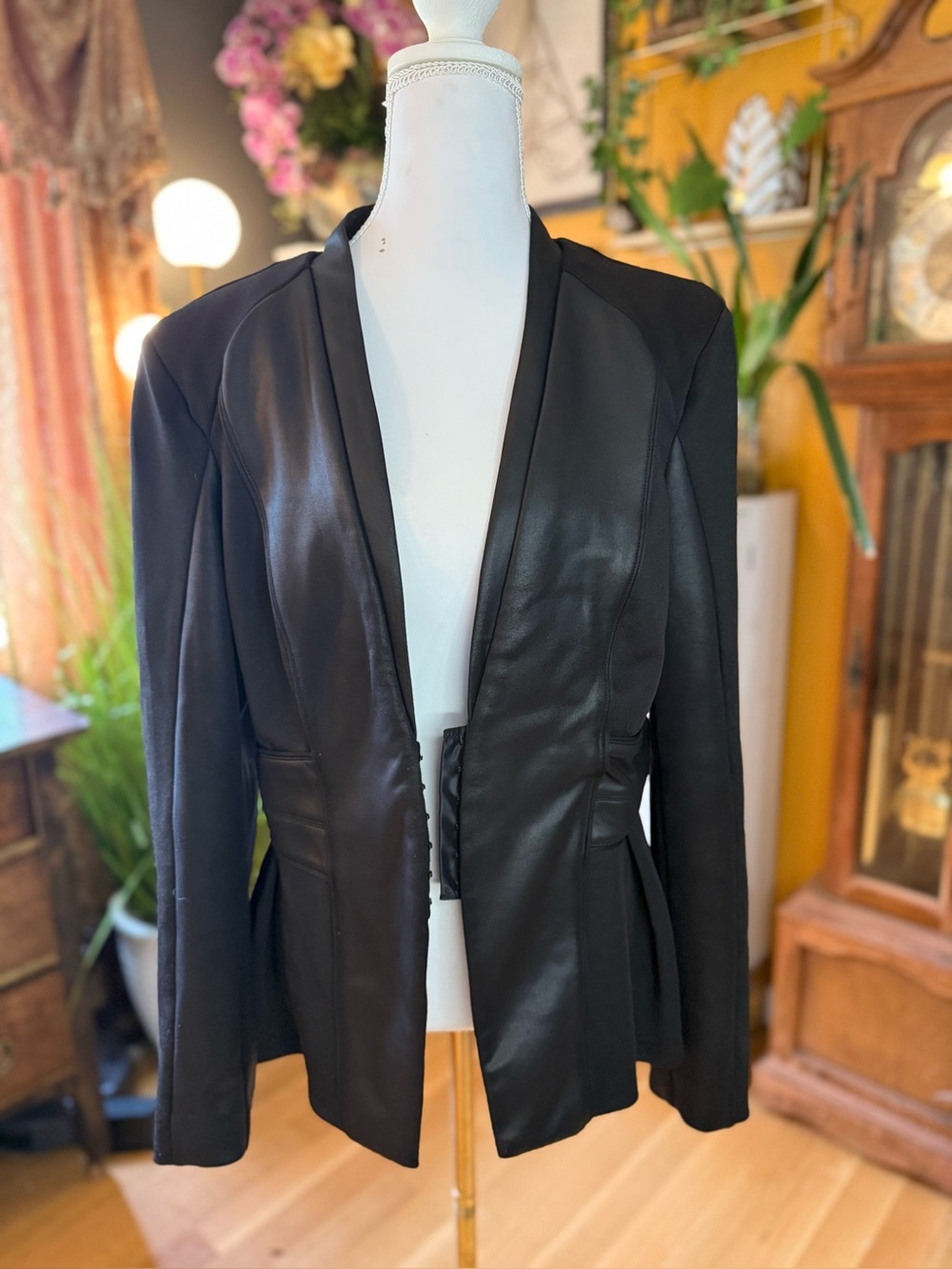 BISOU BISOU peplum jacket L